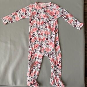 Magnetic Me Baby Girl Onesie 6-9 months